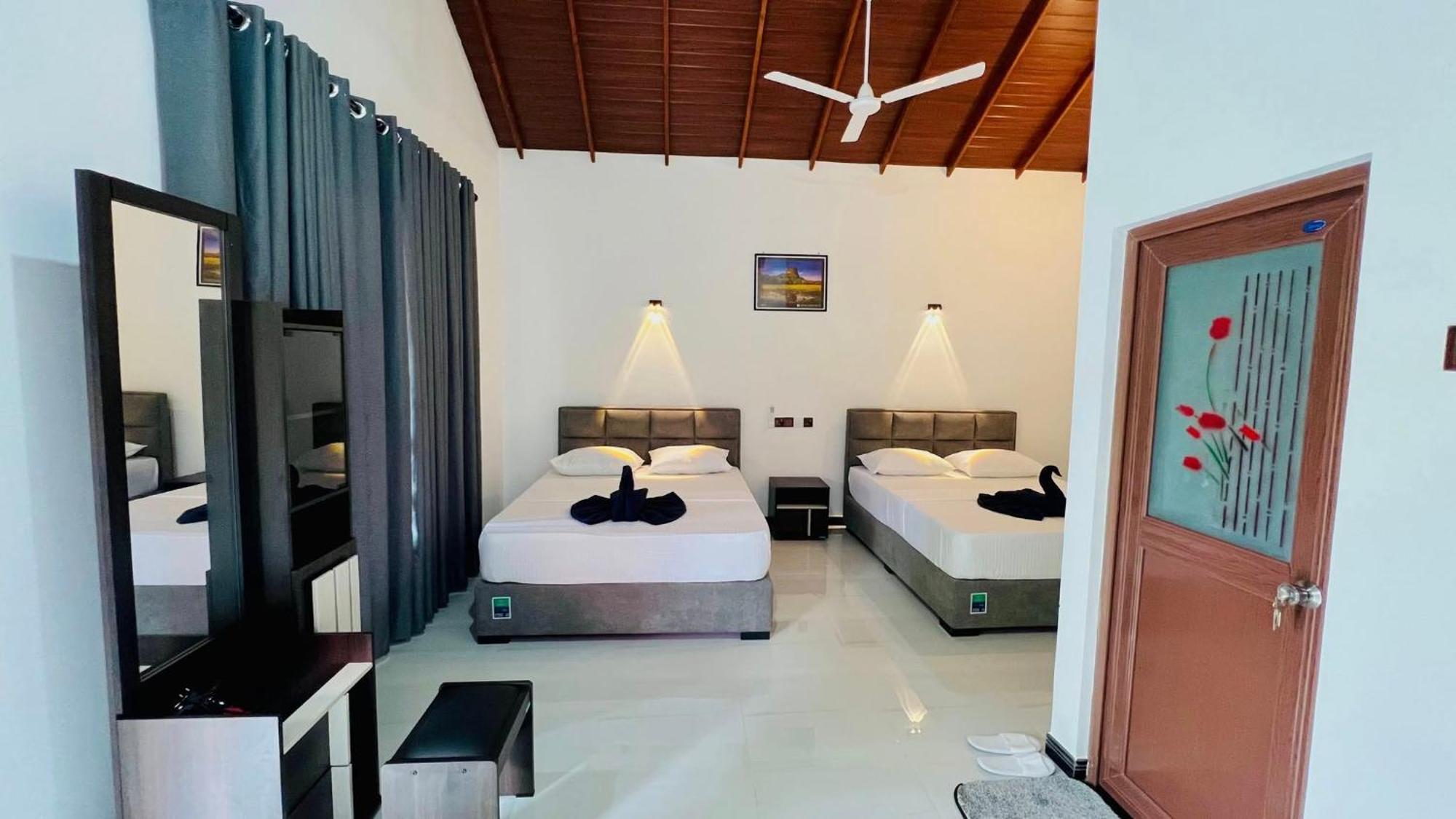 Sigiriya Sun Shine Villa Экстерьер фото